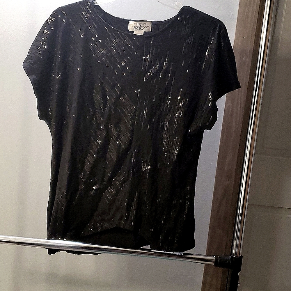 SALE!!  PRICE REDUCED!! Sparkly Black Shirt.. Size PXL